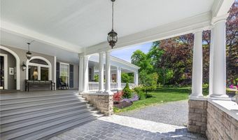 541 Bellevue Ave 5, Newport, RI 02840