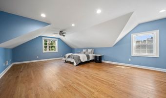21 Oakwood Mnr, Cromwell, CT 06416