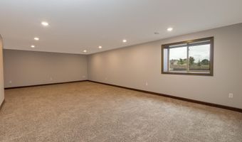 4825 Chainview Dr NW, Alexandria, MN 56308