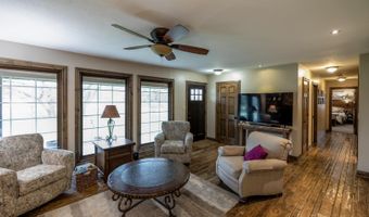 9463 SW Lois Rd, Andover, KS 67002