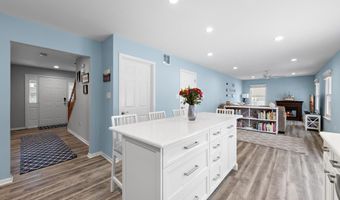 15 Brentwood Dr, Bayville, NJ 08721