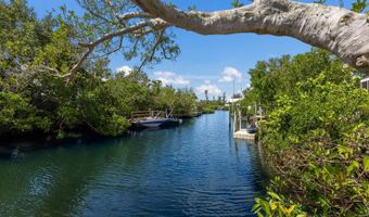 108 PELICAN Dr, Anna Maria, FL 34216