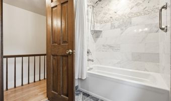 4206 Wembleton Dr, Allison Park, PA 15101