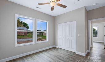 117 Forest Fern Ln, Alexander, NC 28701