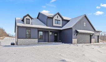 9520 Alaska Ave SE, Alto, MI 49302