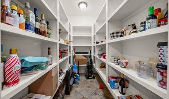 9915 E Plentywood Rd, Bentonville, AR 72712