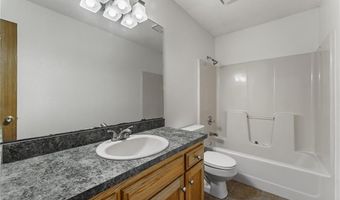 2109 Oakwood Ave, Bentonville, AR 72712