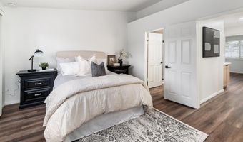 6882 Alderwood Dr, Carlsbad, CA 92011