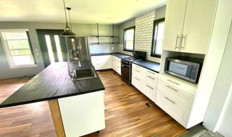 2339 E Tulip Rd, Bloomfield, IN 47424