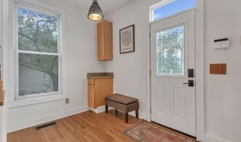1158 Summit St, Columbus, OH 43201