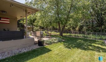 1109 S Parkview Blvd, Brandon, SD 57005