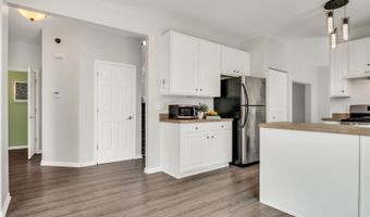 1056 Dana Ct, Antioch, IL 60002