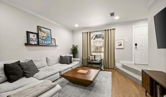 2210 Christian St #4, Baton Rouge, LA 70808