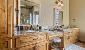 30400 S Highway 125 2, Afton, OK 74331