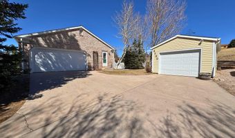 8720 COWPOKE Rd, Cheyenne, WY 82009