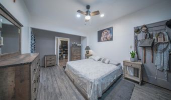 428 S C St, Arkansas City, KS 67005