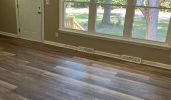 78 Dogwood Ln, Badin, NC 28009