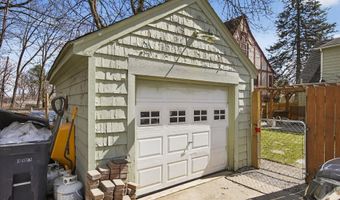 1732 Jackson Ave, Ann Arbor, MI 48103