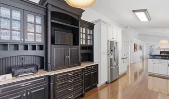 128 SEMINOLE Rd 11, Atlantic Beach, FL 32233