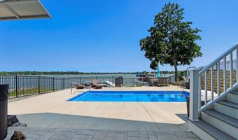 42813 N Woodbine Ave, Antioch, IL 60002