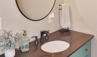 105 E Matador Dr, Adrian, TX 79001