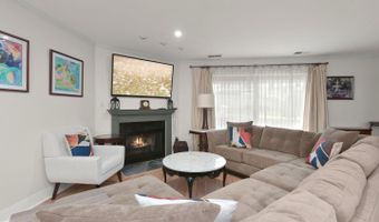 4 DUDLEY Ct, Bethesda, MD 20814
