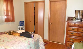 207 E 4th St, Atlantic, IA 50022
