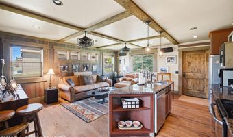 186 E RESERVE Dr, Alpine, WY 83128