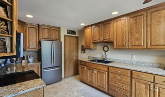 709 N 3rd St, Aberdeen, SD 57401