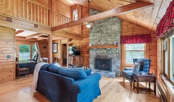 14 Barker Ave, Warren, RI 02885
