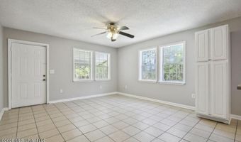 4017 7th Ave, Bay St. Louis, MS 39520