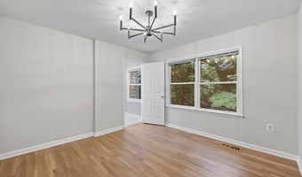 5610 SHADE TREE Ln, Alexandria, VA 22310