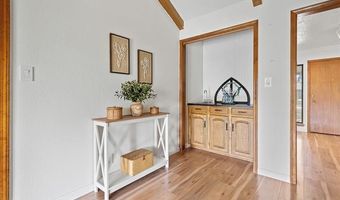 2208 Hickory Dr, Ardmore, OK 73401