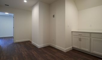 16 Jordan Ln, Colchester, CT 06415