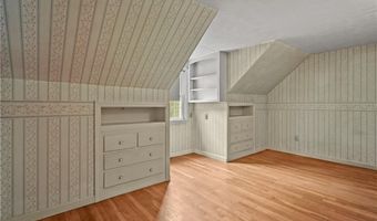 53 Charcalee Dr, Cranston, RI 02921