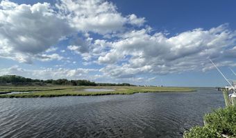 230 N Bay Dr, Bayville, NJ 08721