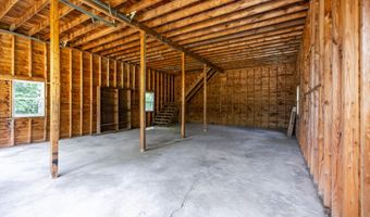 77 Knowles Rd, Belgrade, ME 04917