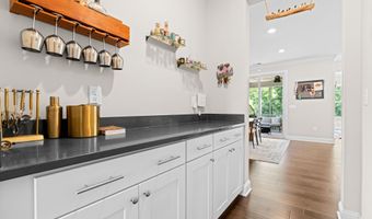 2930 Farmhouse Dr, Apex, NC 27502