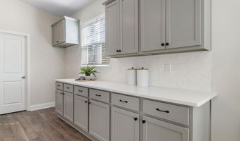 1296 Woodhouse Dr NW, Ash, NC 28420