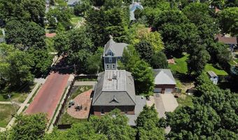 1715 Liberty St, Alton, IL 62002