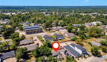 905 N Main St, Bentonville, AR 72712
