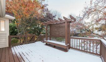4107 Boulder Pond Dr, Ann Arbor, MI 48108