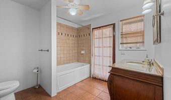 815 Kuulei St, Haiku, HI 96708