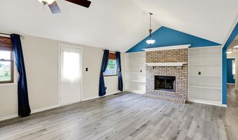 248 Eastview Dr, Bargersville, IN 46106