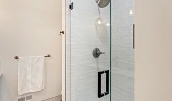10704 NE 189TH St, Battle Ground, WA 98604