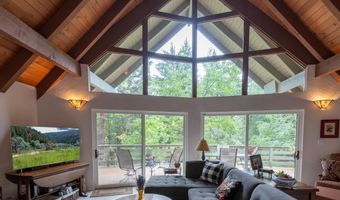 355 Granite St, Ashland, OR 97520