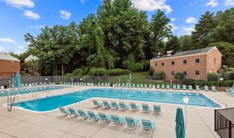 10654 MONTROSE Ave 3, Bethesda, MD 20814
