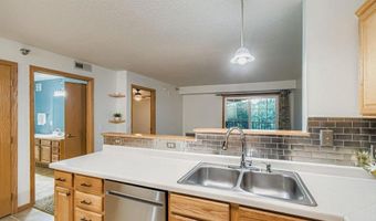 15570 Linnet St NW 2-305, Andover, MN 55304