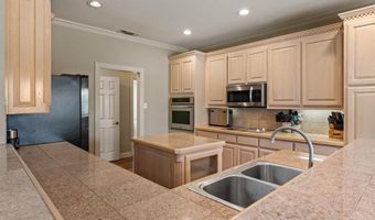 3409 Foot Hills Dr, Weatherford, TX 76087