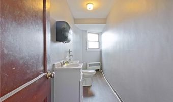 801 Varick St, Utica, NY 13502